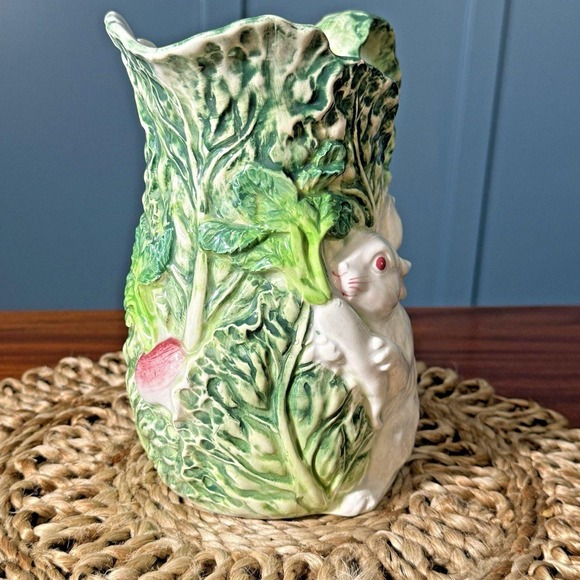 Vintage Shafford "Rabbit Patch" Majolica Pitcher 48 oz Rabbits & Cabbage 1987 - Picture 7 of 10